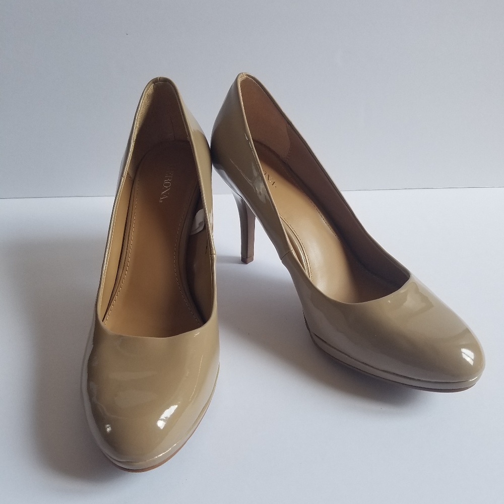 Merona Nude Round Toe Classic Platform Heels